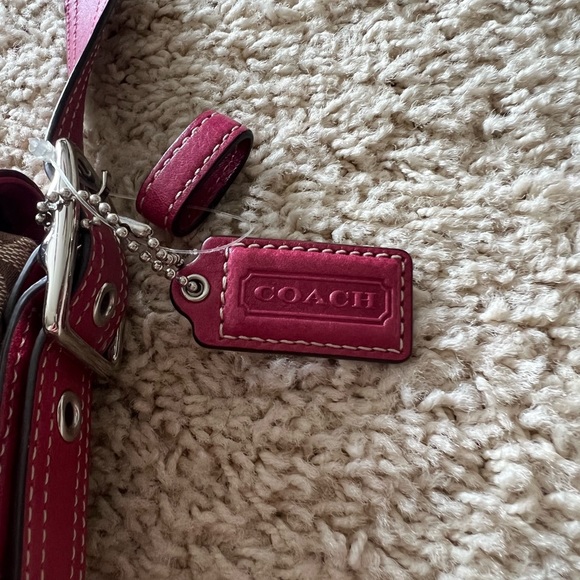 Pink Coach Bag - Picture 3 of 6